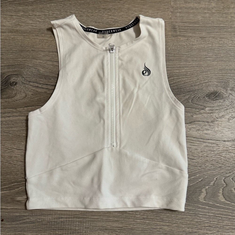 Ryderwear Embody Zip Up Crop Top